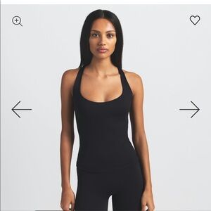 Skims Nike scoop racer back tank top in black, size Medium